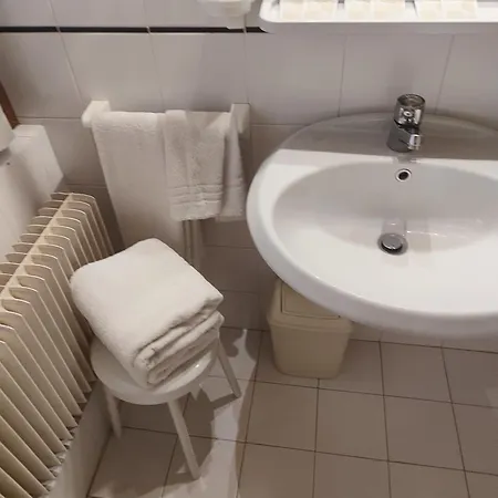 Bed & Breakfast Garni Bonsai 5*